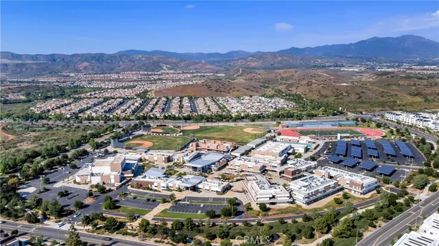 $1,149,000 | 125 Allusion, Irvine, CA 92618