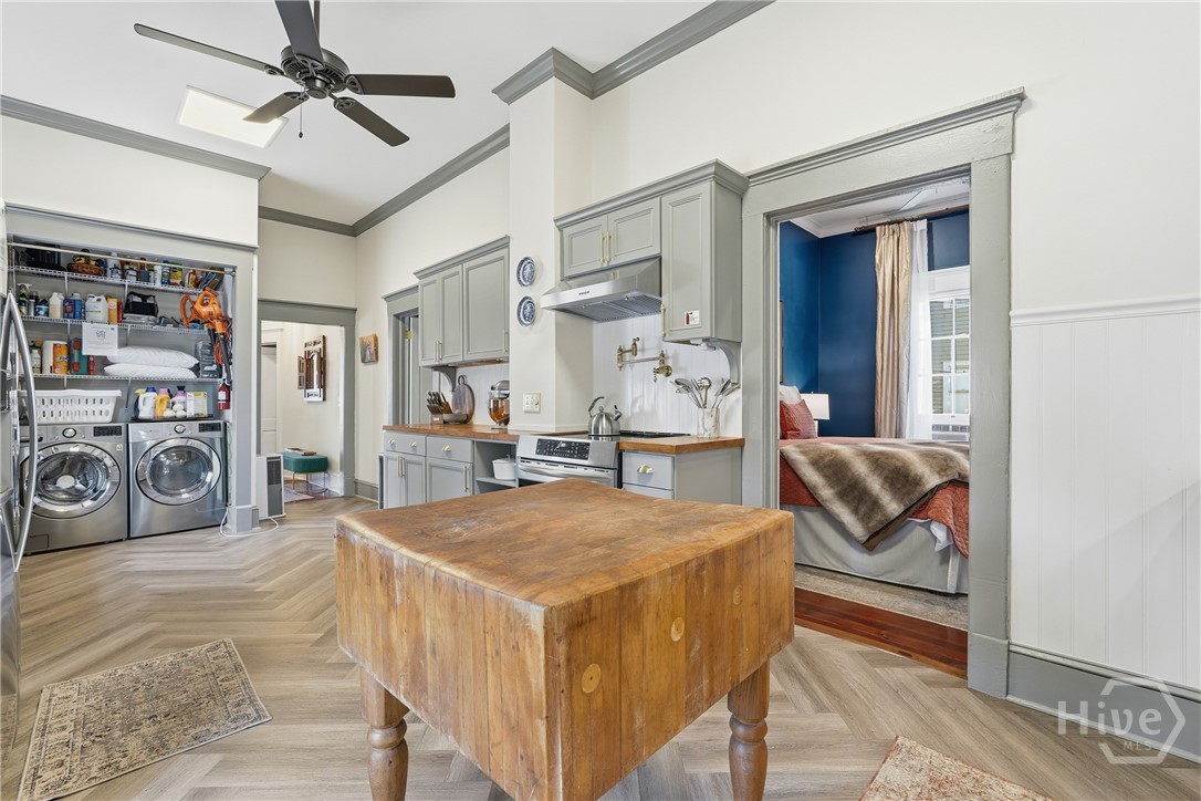 321 West 39th Street Savannah, GA 31401 - Photo 9 of 60