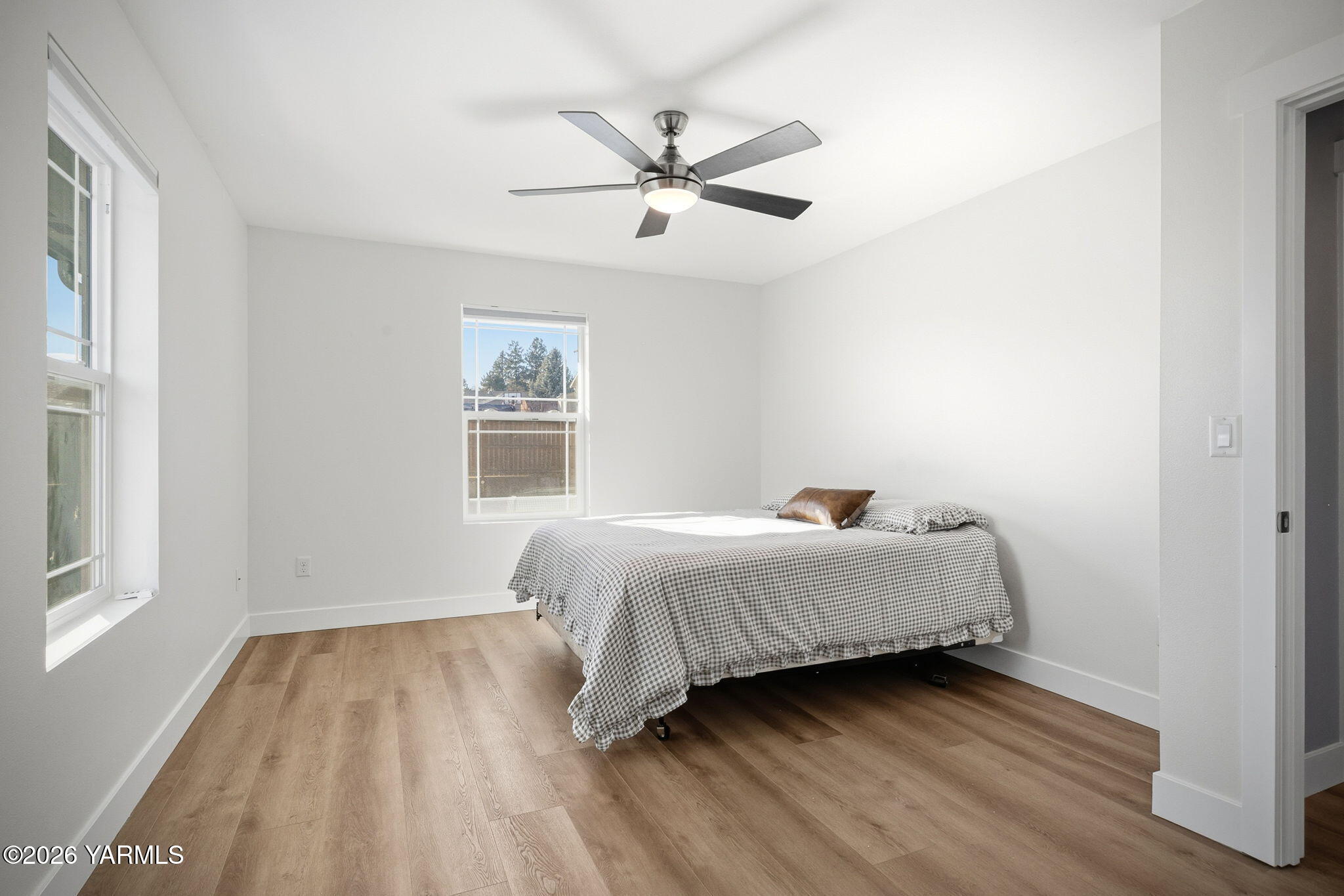 126 Lyle Loop Selah, WA 98942 - Photo 12 of 35 Bedroom 2