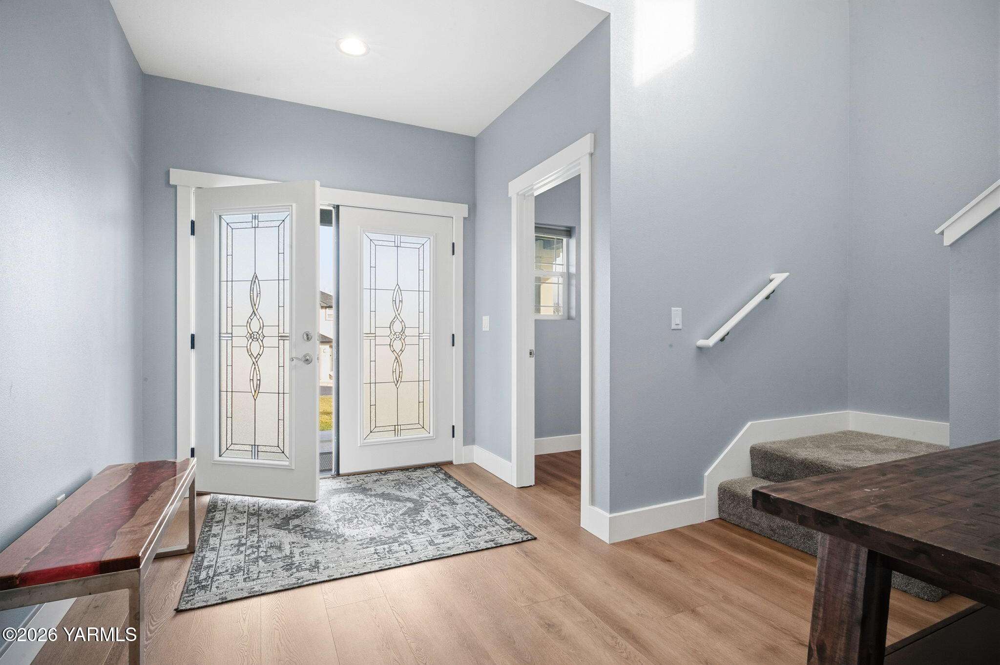 126 Lyle Loop Selah, WA 98942 - Photo 24 of 35 Front Entry