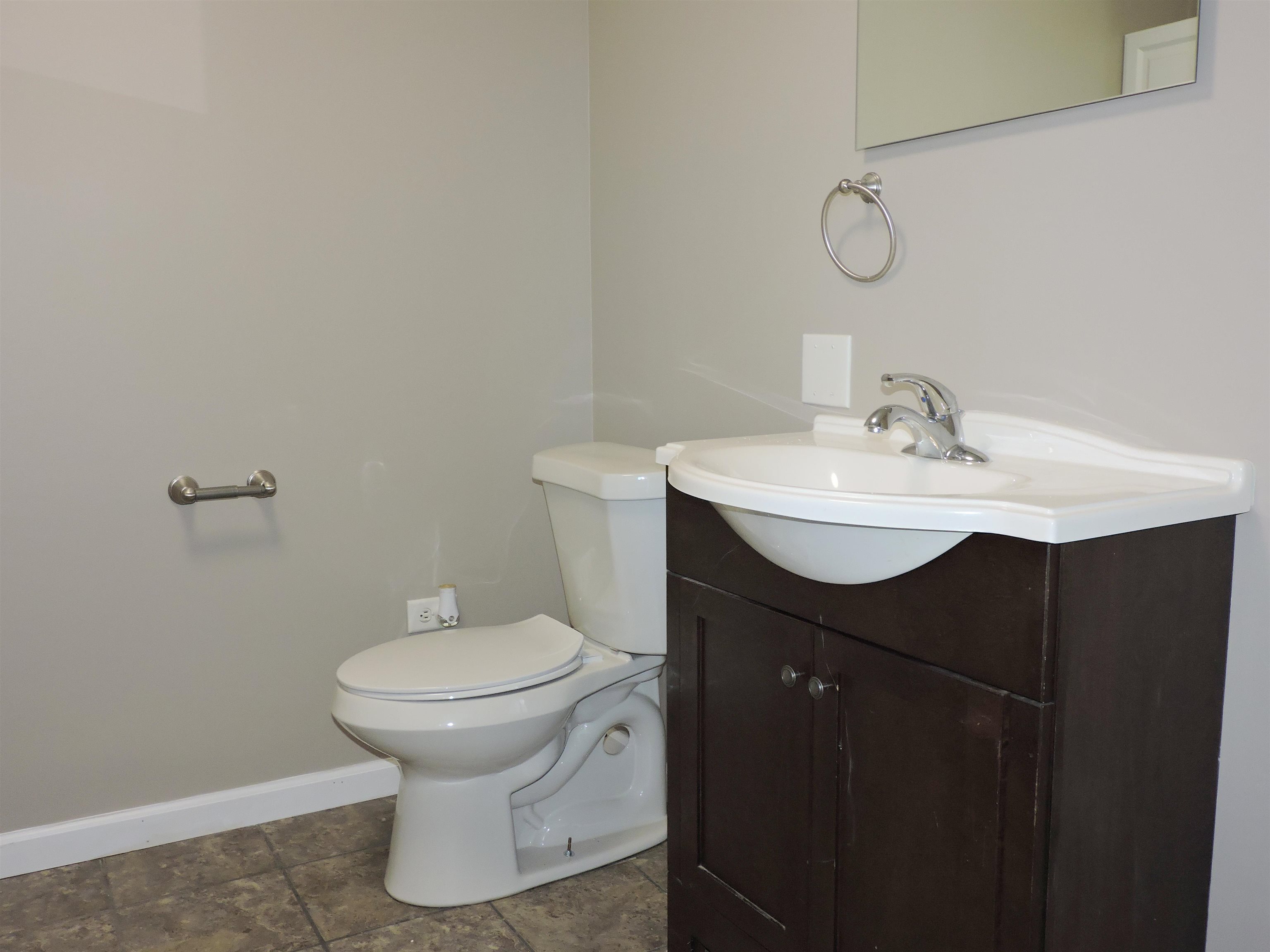 1126 East Parish Road Kawkawlin, MI 48631 - Photo 27 of 32