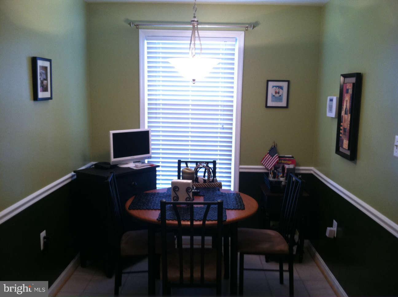 7267 Evanston Road Springfield, VA 22150 - Photo 5 of 10 Kitchen