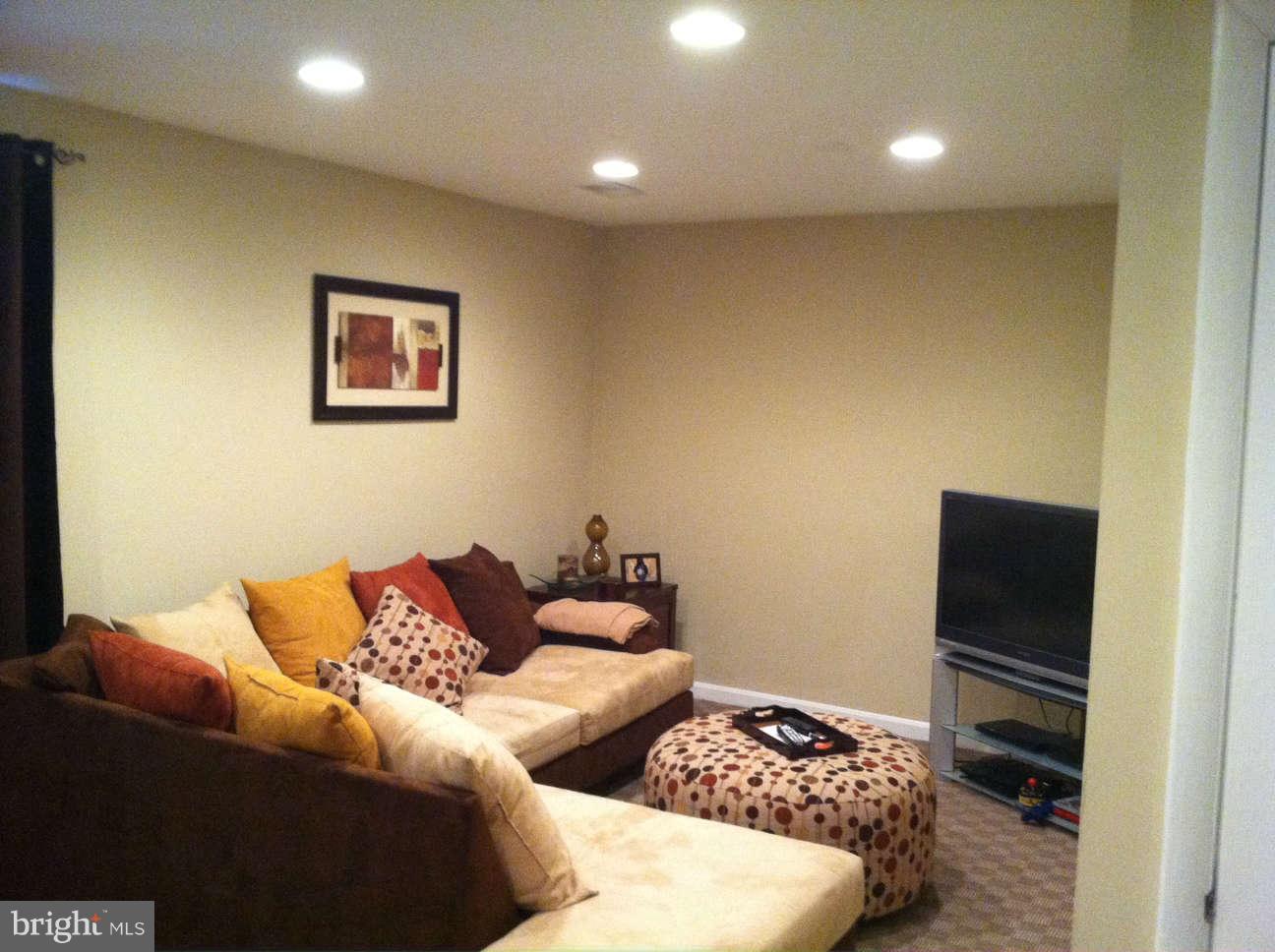 7267 Evanston Road Springfield, VA 22150 - Photo 9 of 10 Basement