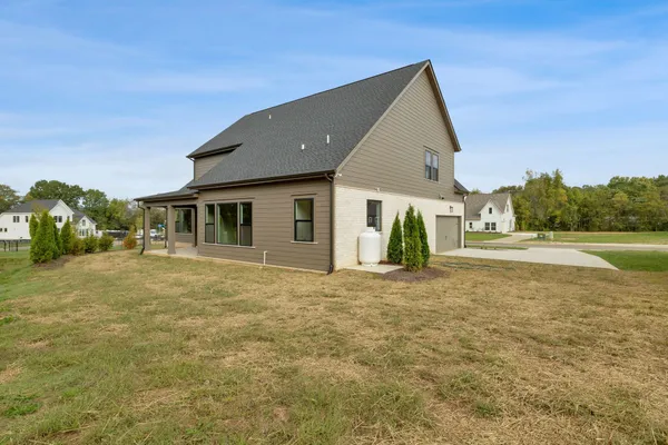 $3,995 | 7321 Winners Road, Murfreesboro, TN 37129