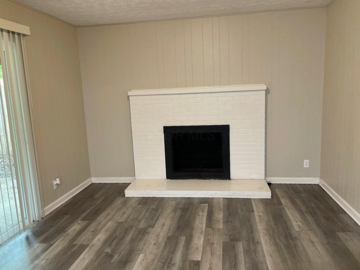 573 Fairholme Road Columbus, OH 43230 - Photo 9 of 25 8