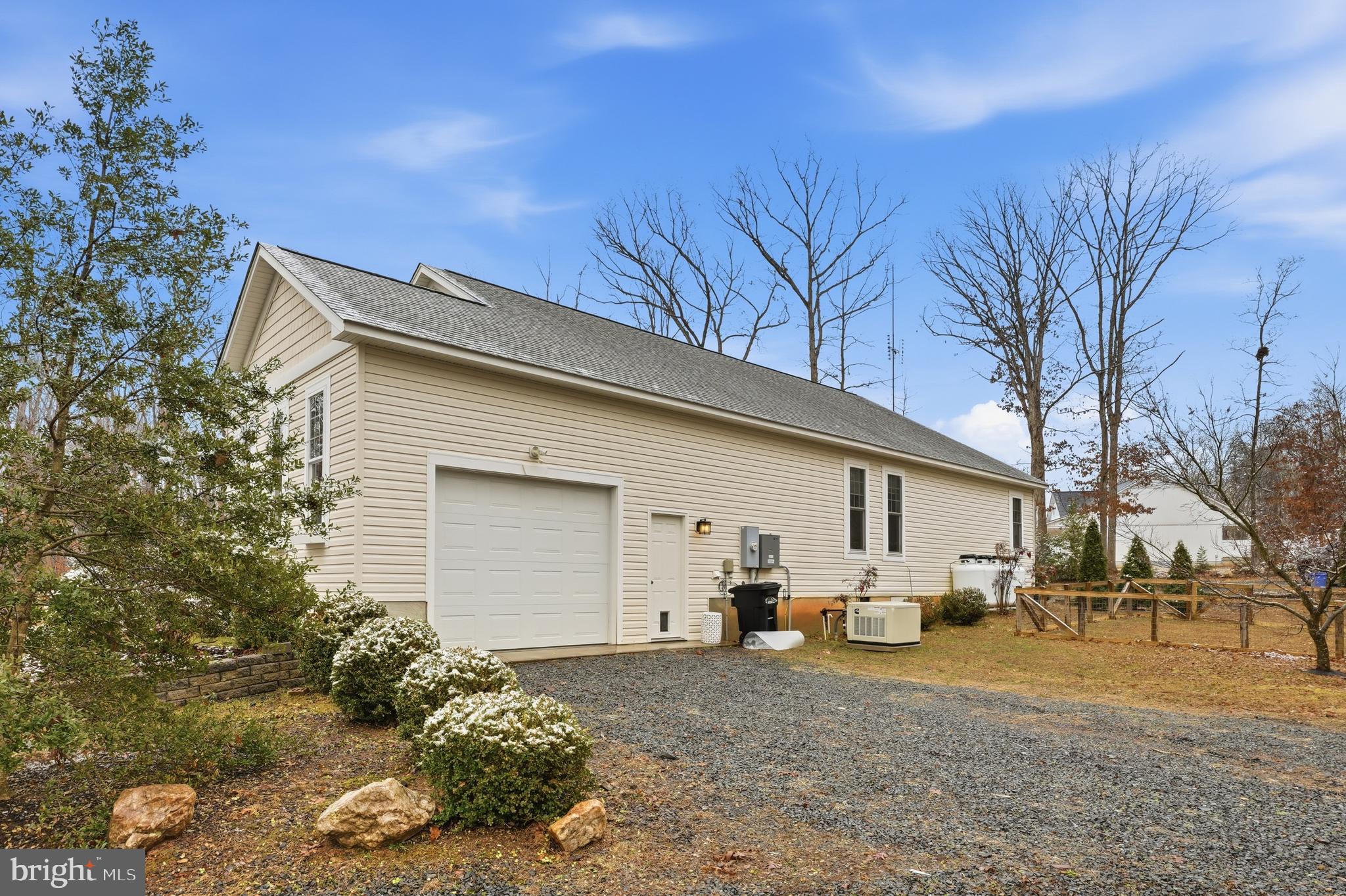 29288 Old Rhoadesville, VA 22542 - Photo 6 of 51