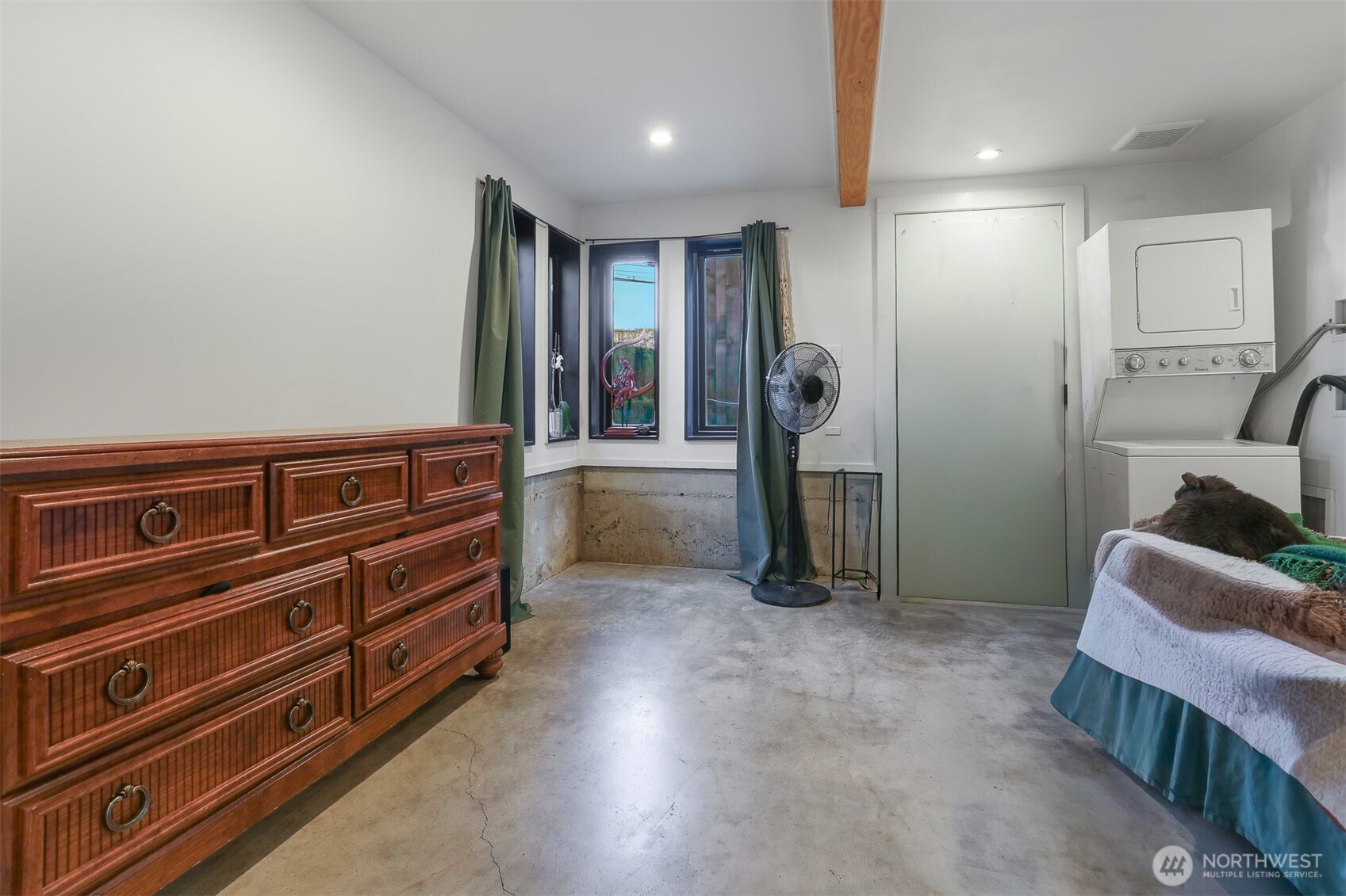 3868 16th Avenue Southwest Seattle, WA 98106 - Photo 35 of 37