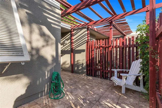 $399,000 | 10911 Cedar Lane, Pembroke Pines, FL 33026