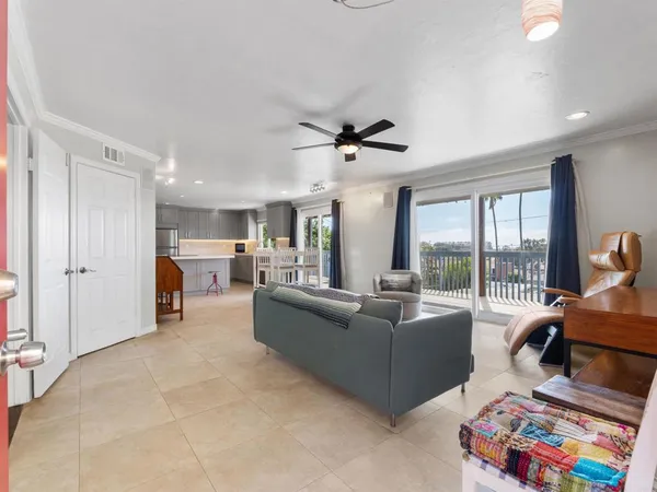 $1,399,000 | 852 Dewitt Avenue, Encinitas, CA 92024