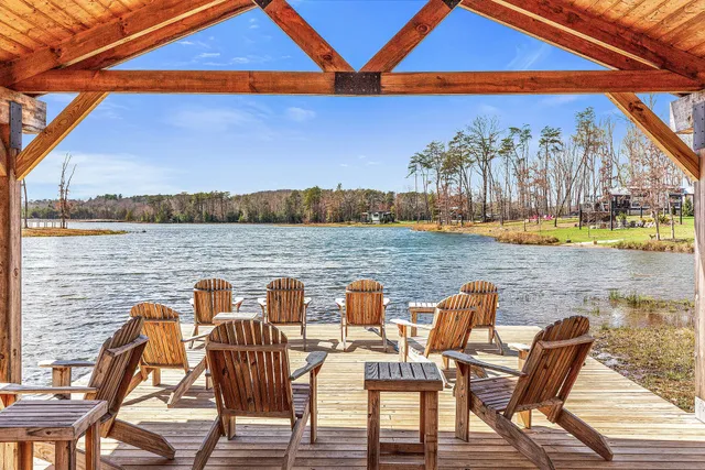 a view of an outdoor space with seating area