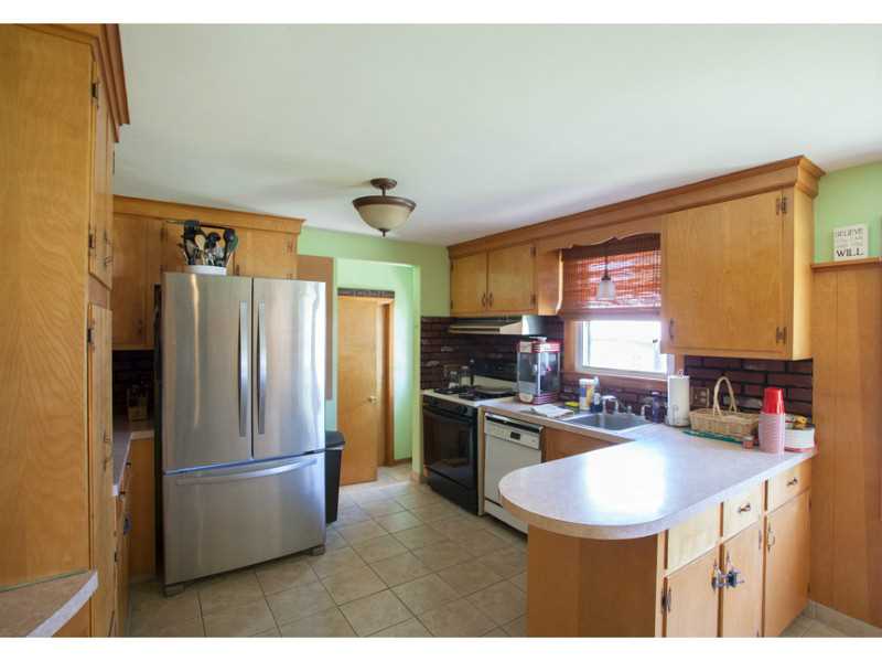 1 Tulip Road Coventry, RI 02816 - Photo 5 of 18 Kitchen.