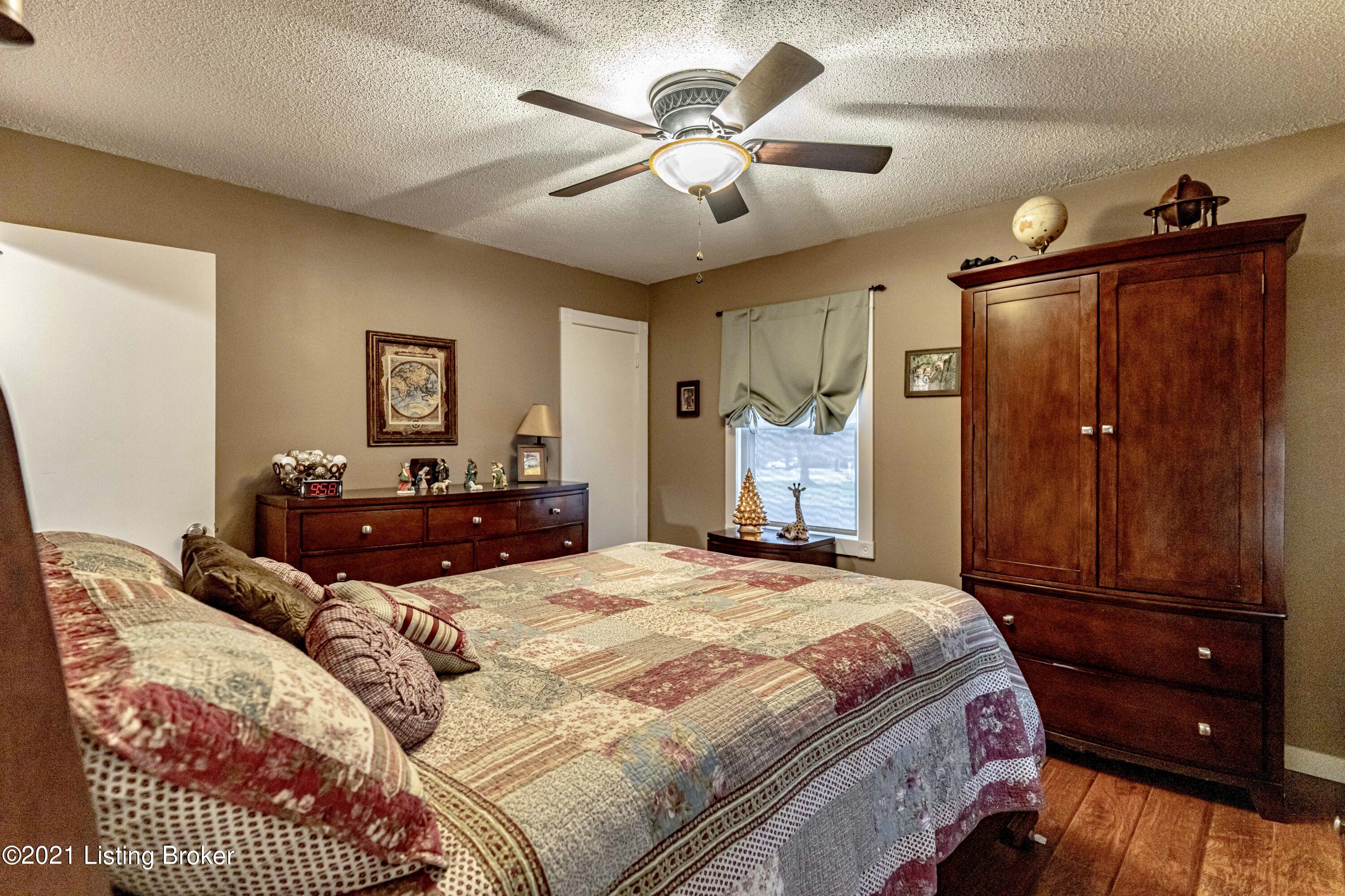 1340 Millerstown Road Clarkson, KY 42726 - Photo 30 of 38 A769D916-736B-47B6-B7D4-F999D878E6D2