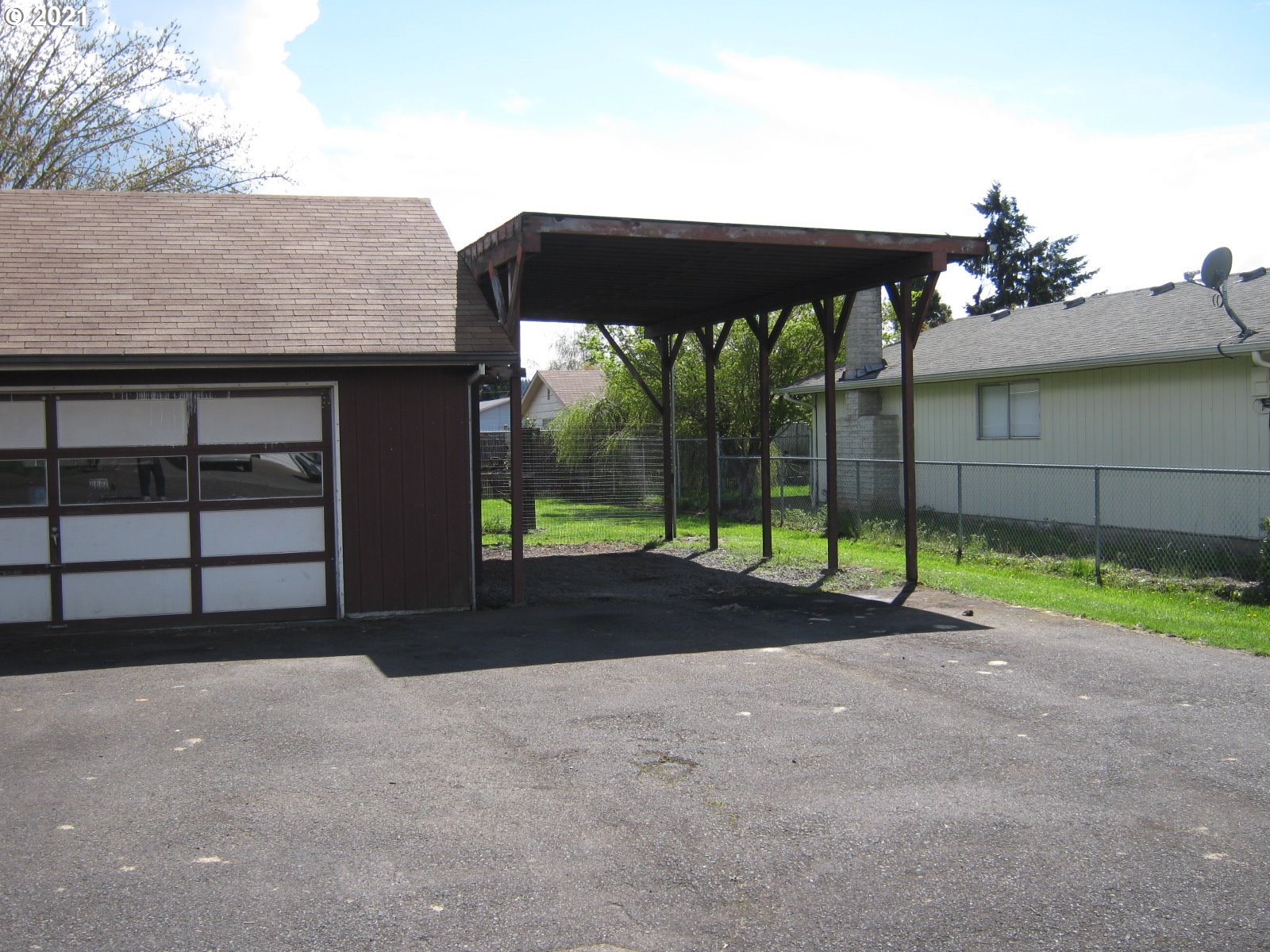 3915 Oregon Avenue Springfield, OR 97478 - Photo 1 of 2 a view of a house with a yard