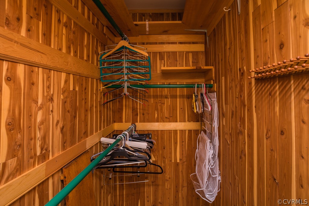 10801 Genito Road Chesterfield, VA 23832 - Photo 36 of 46 a view of a balcony with furniture