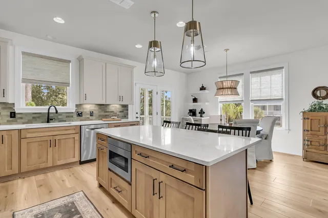 $924,000 | 100 Antilles Circle, Wando, SC 29492