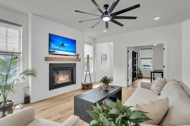 $924,000 | 100 Antilles Circle, Wando, SC 29492