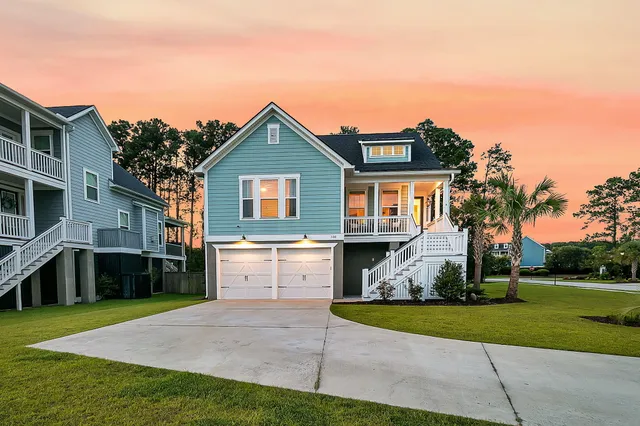 $924,000 | 100 Antilles Circle, Wando, SC 29492