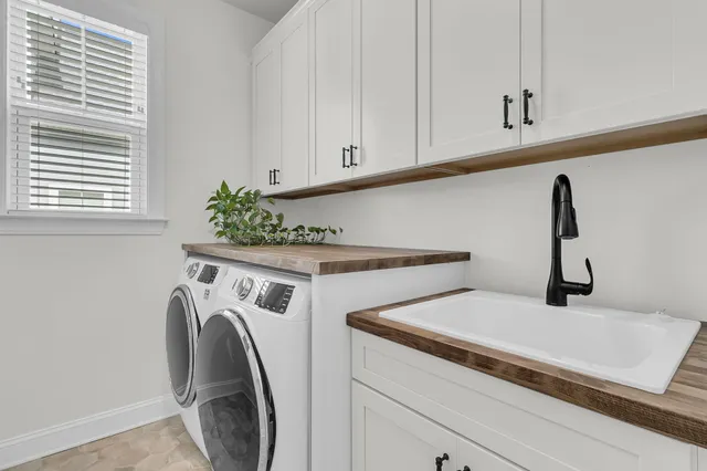 $924,000 | 100 Antilles Circle, Wando, SC 29492