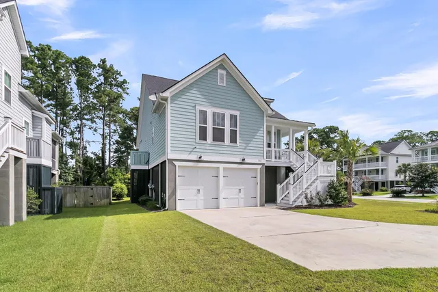 $924,000 | 100 Antilles Circle, Wando, SC 29492