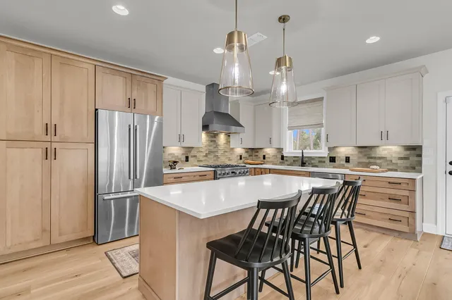 $924,000 | 100 Antilles Circle, Wando, SC 29492