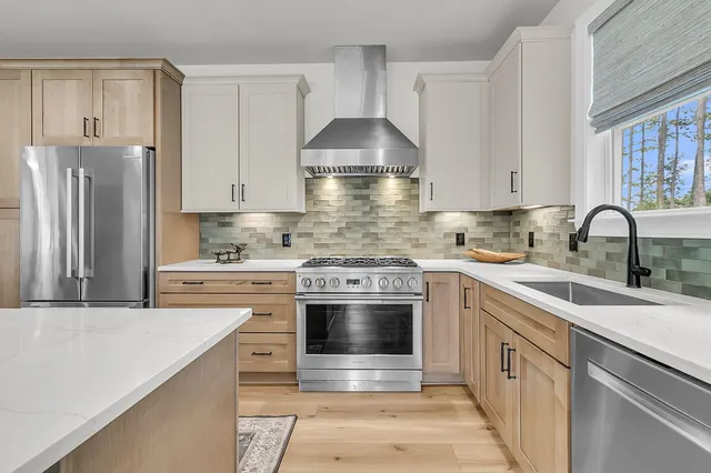 $924,000 | 100 Antilles Circle, Wando, SC 29492