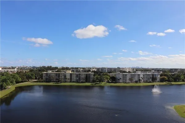 $2,800 | 3091 North Course Drive, Unit 303, Pompano Beach, FL 33069