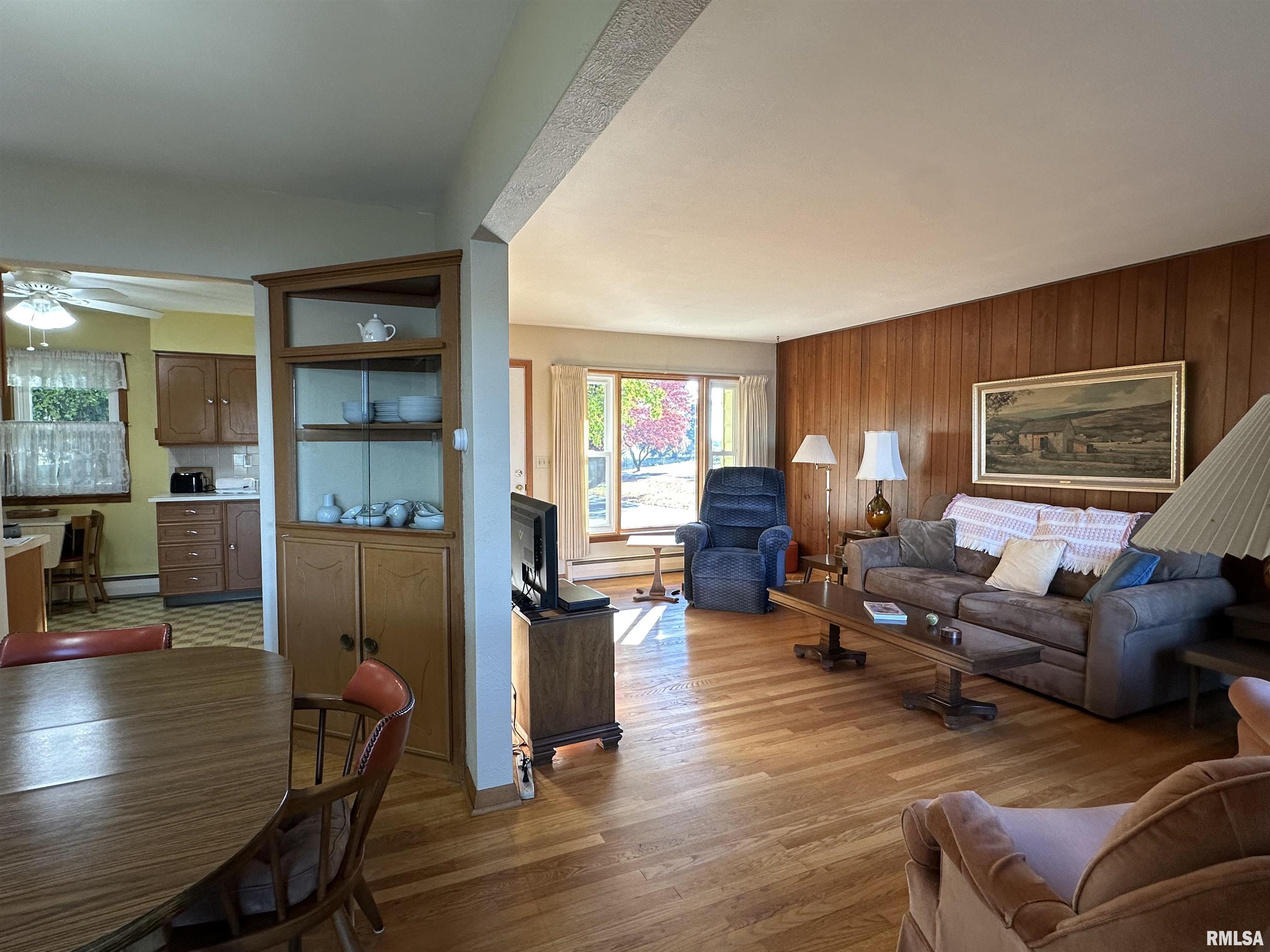 18312 River Road North Cordova, IL 61242 - Photo 13 of 26