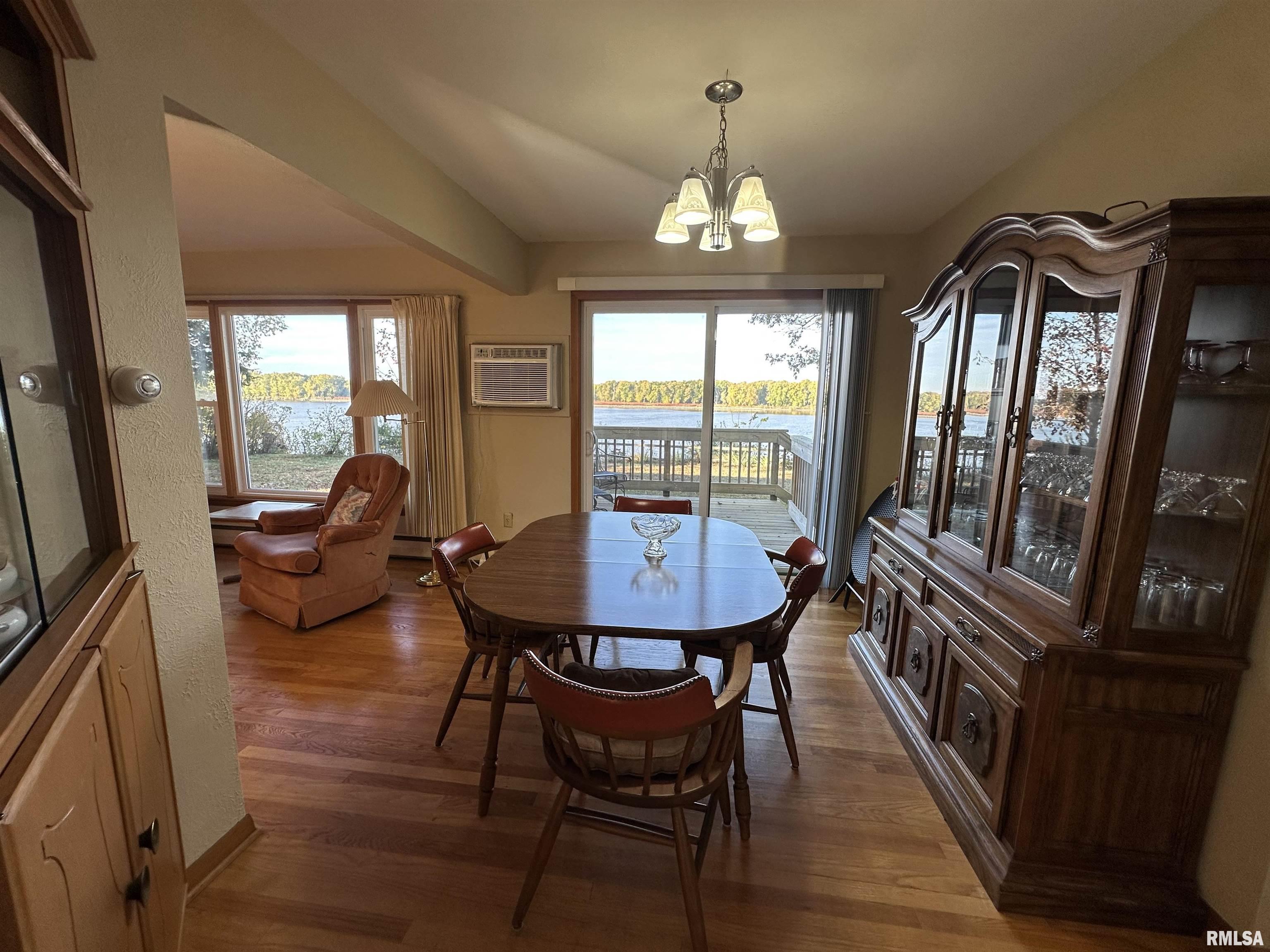 18312 River Road North Cordova, IL 61242 - Photo 14 of 26