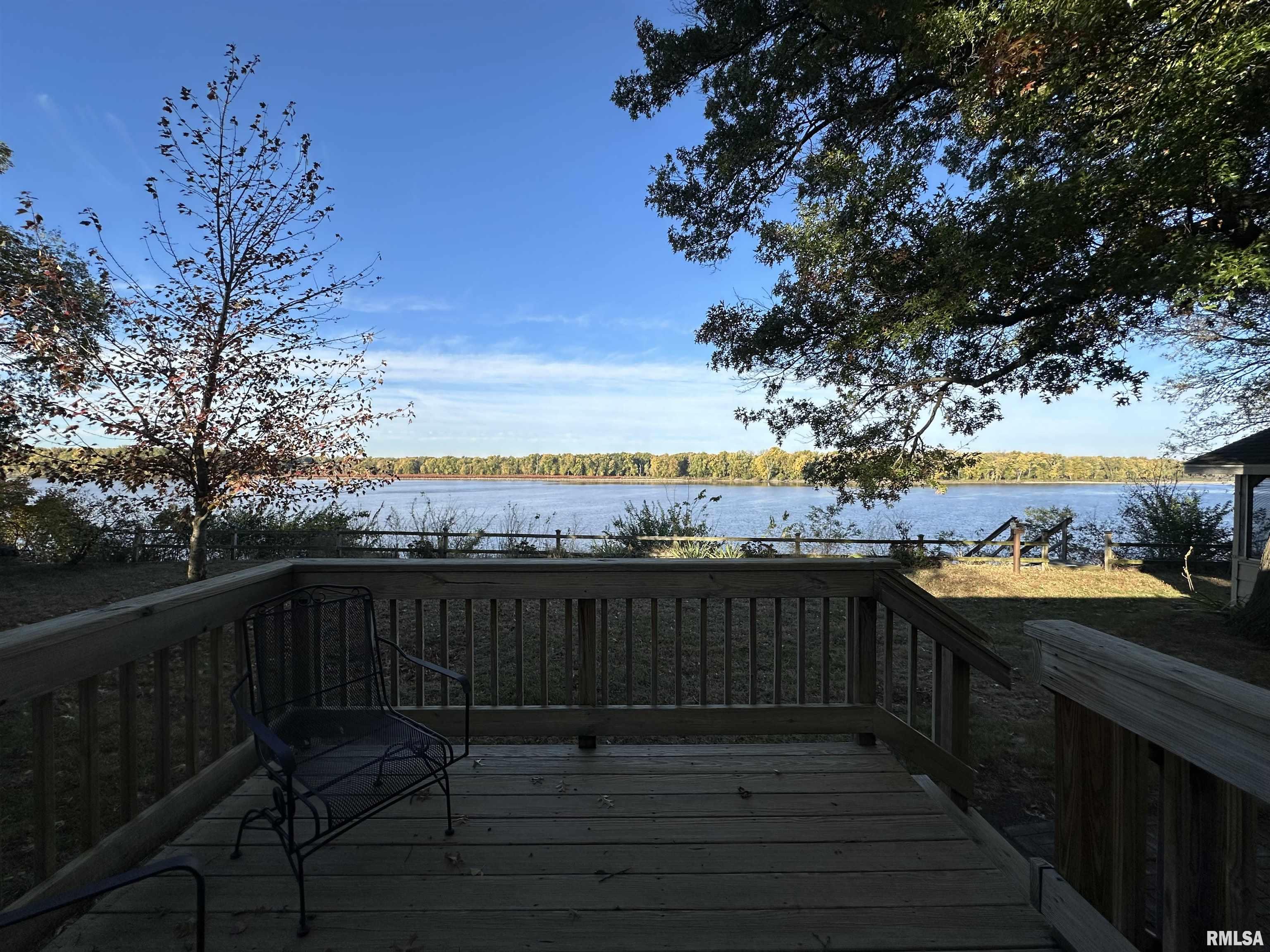 18312 River Road North Cordova, IL 61242 - Photo 8 of 26