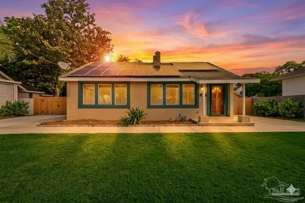 $329,000 | 406 East Sunset Avenue, Pensacola, FL 32507