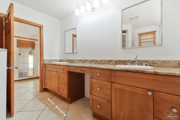$329,000 | 406 East Sunset Avenue, Pensacola, FL 32507