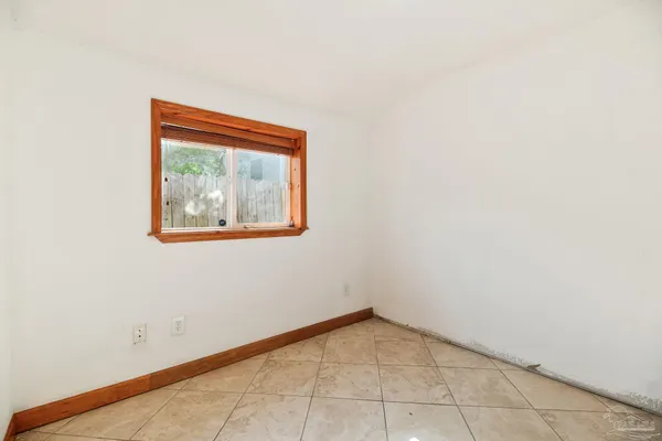 $329,000 | 406 East Sunset Avenue, Pensacola, FL 32507