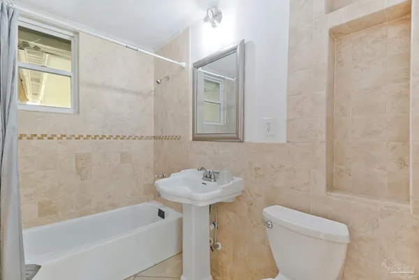 $329,000 | 406 East Sunset Avenue, Pensacola, FL 32507