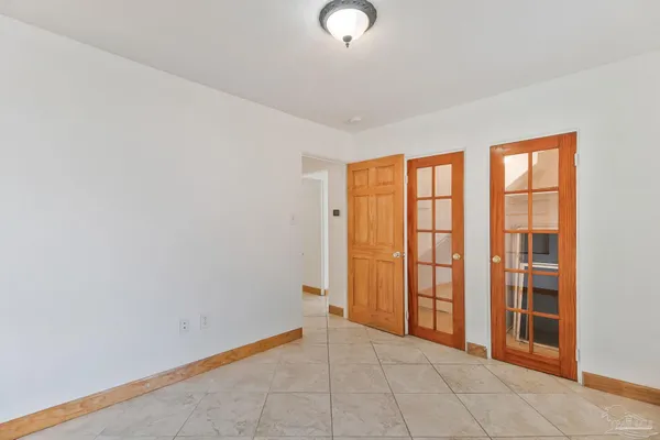 $329,000 | 406 East Sunset Avenue, Pensacola, FL 32507