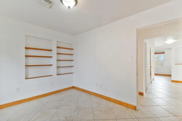 $329,000 | 406 East Sunset Avenue, Pensacola, FL 32507