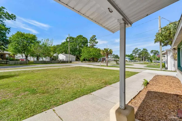 $329,000 | 406 East Sunset Avenue, Pensacola, FL 32507
