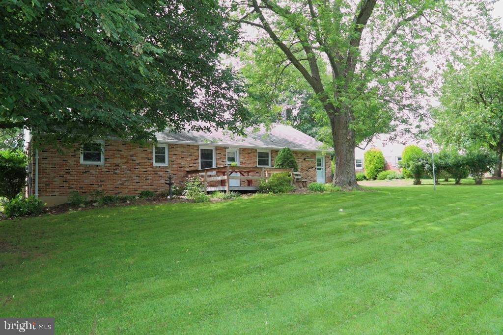 905 May Road Lititz, PA 17543 - Photo 14 of 16