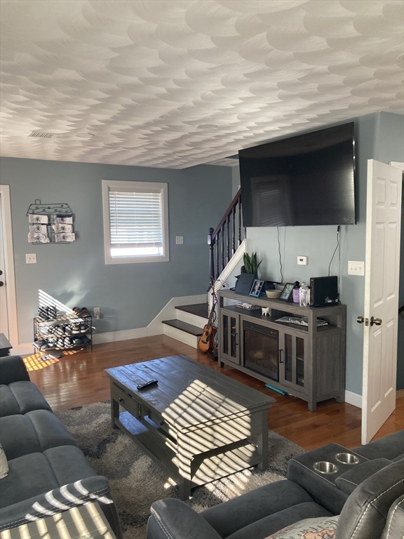 371 Tecumseh Street Fall River, MA 02721 - Photo 6 of 20