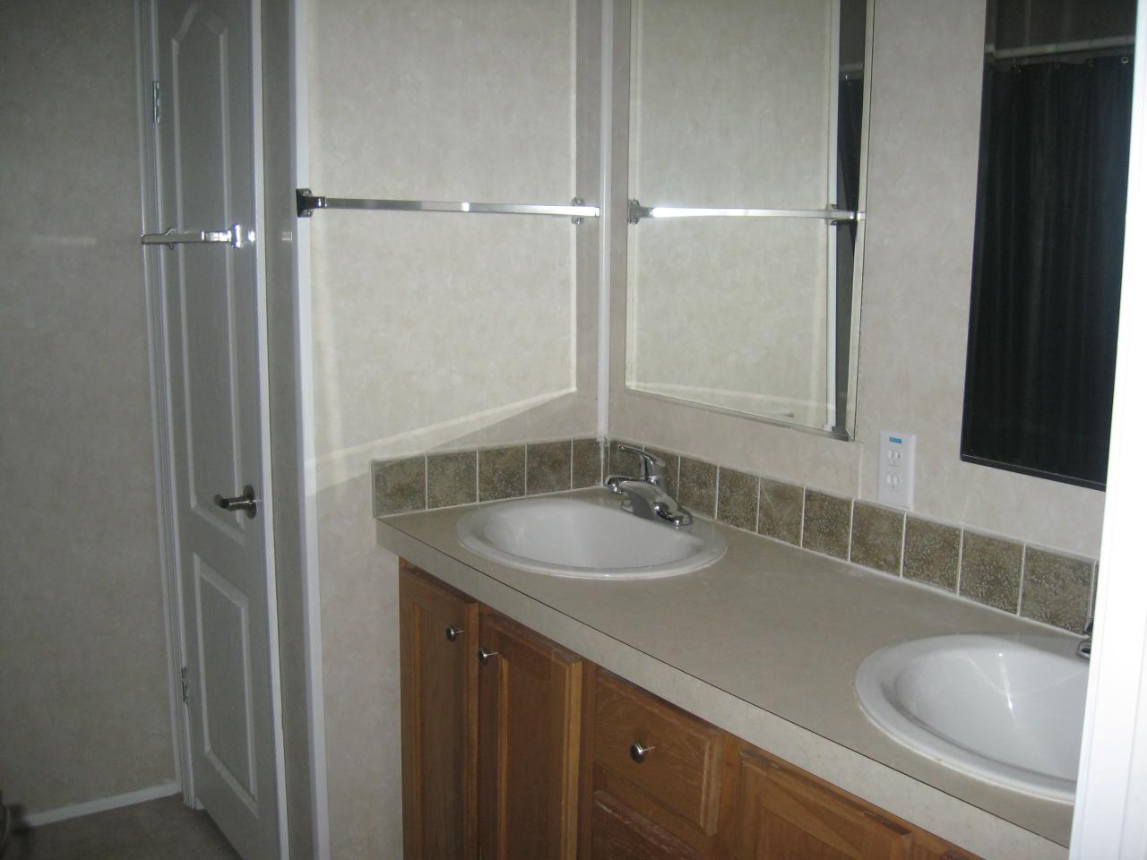 175 Pleasant Road Rocky Mount, VA 24151 - Photo 14 of 16 MASTER BATH