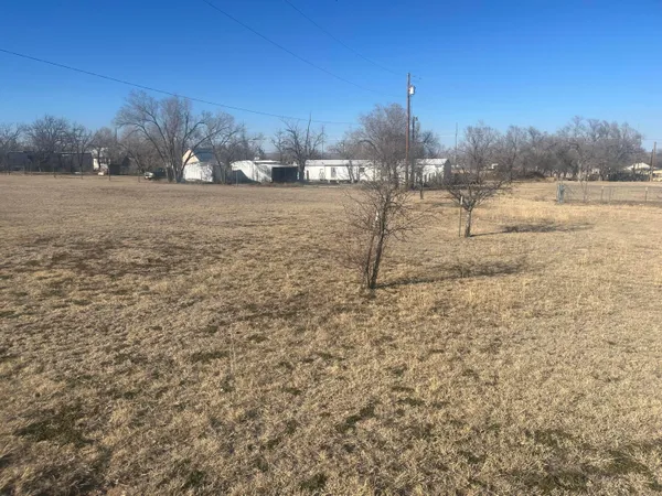 $119,500 | 517-520 Orpe Street, Clarendon, TX 79226