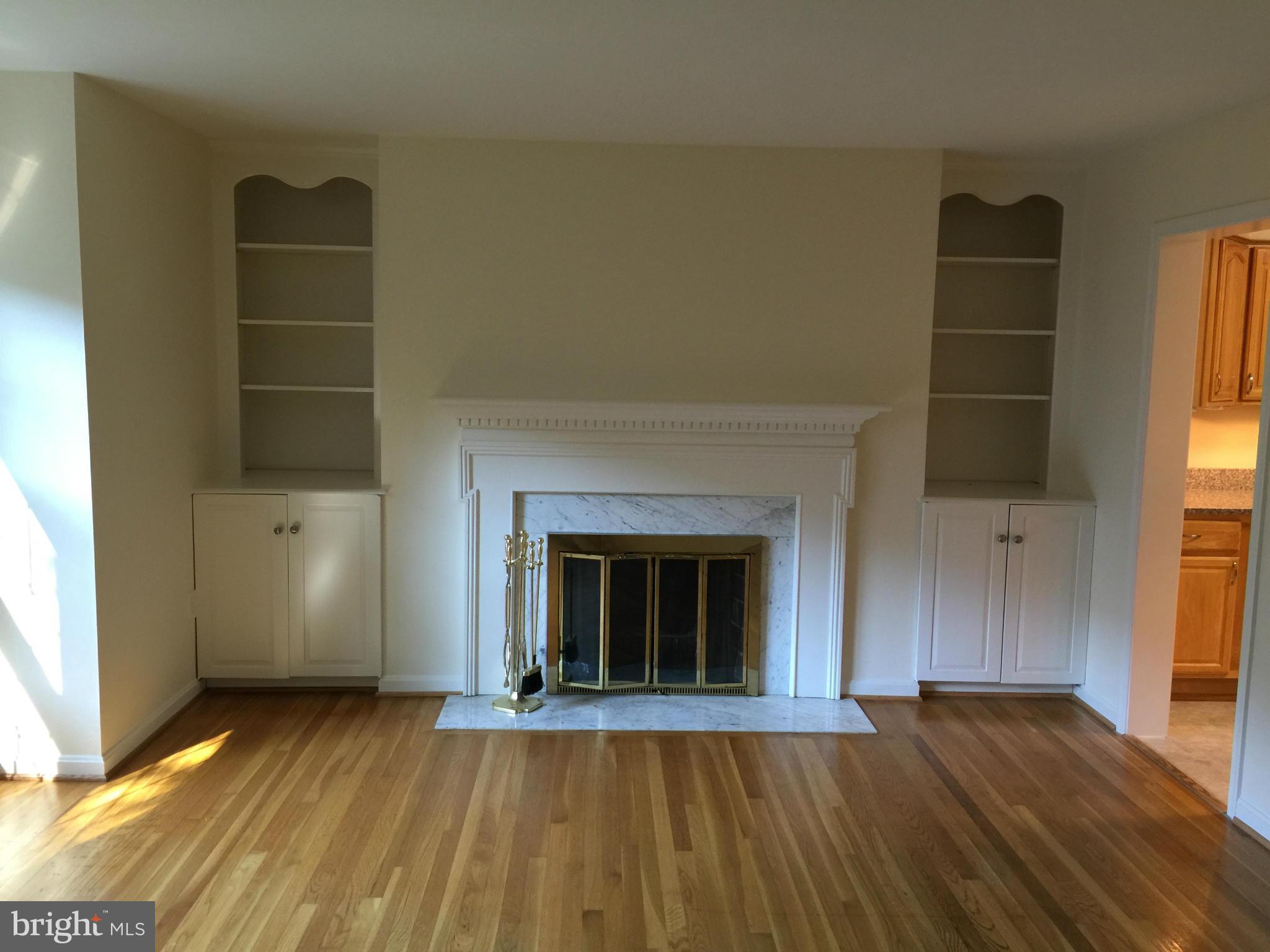 2104 Bucknell Terrace, Unit 41 Silver Spring, MD 20902 - Photo 4 of 17 Living Room