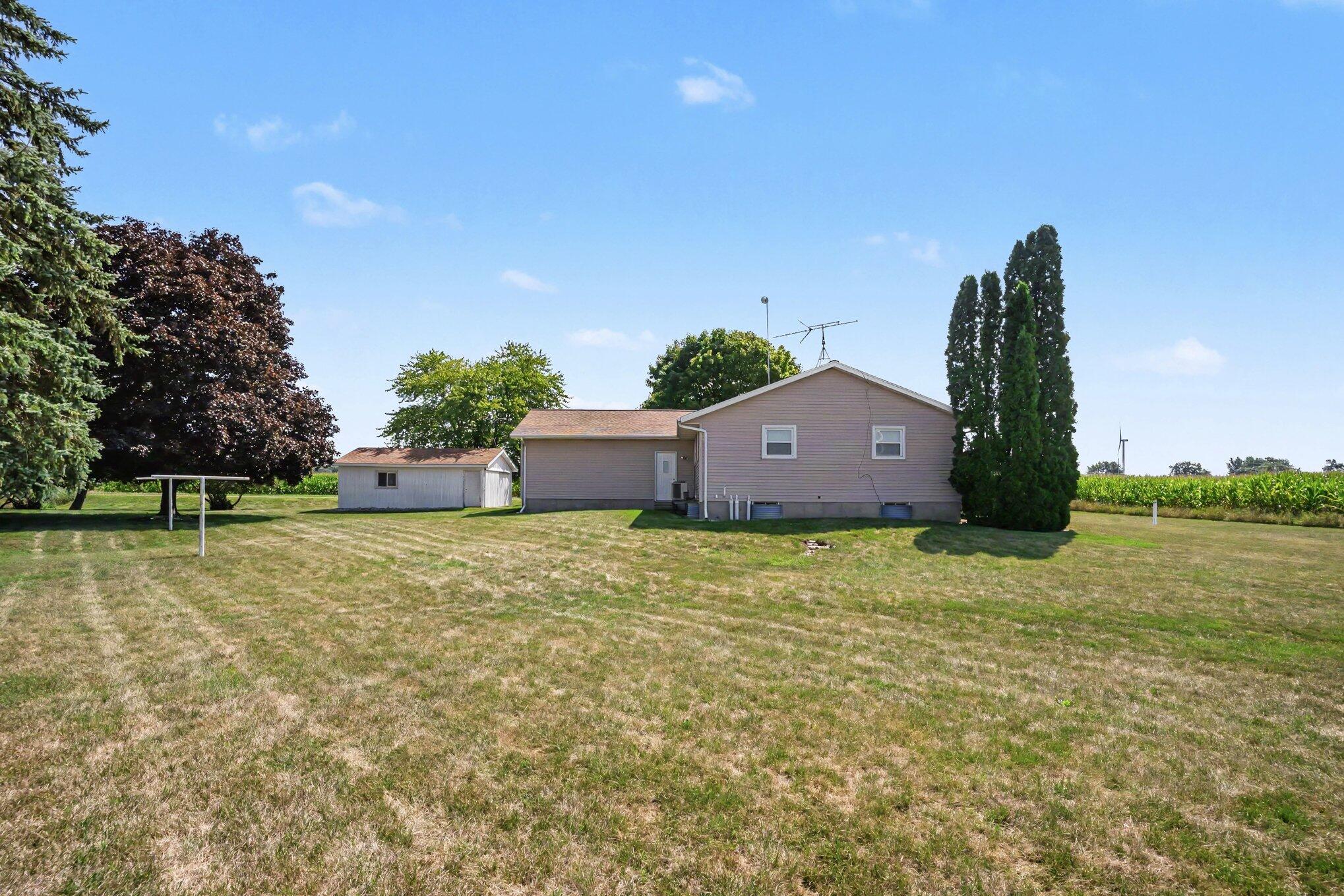 6750 South Bliss Road Middleton, MI 48856 - Photo 25 of 28 025_file_5595