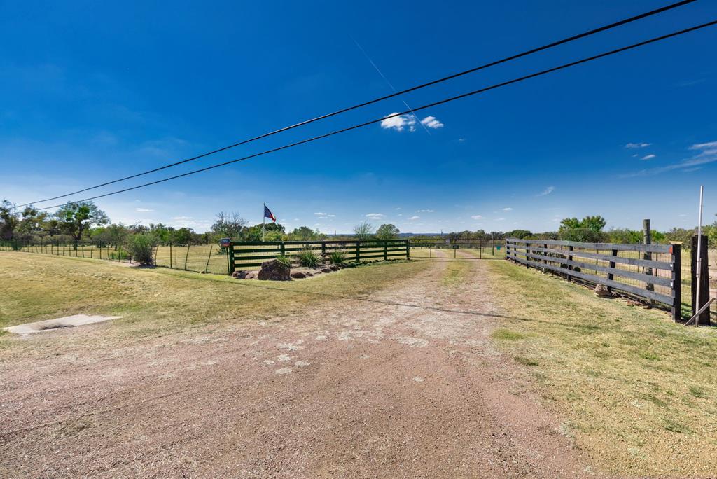 25525 Ranch Road 2323 Llano, TX 78643 - Photo 30 of 40