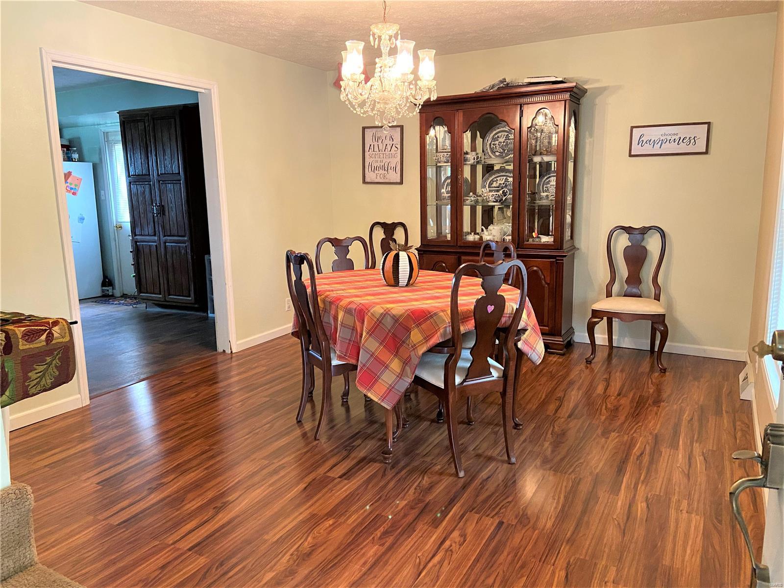 199 Maple Street Aviston, IL 62216 - Photo 9 of 40 Gallery Image 9