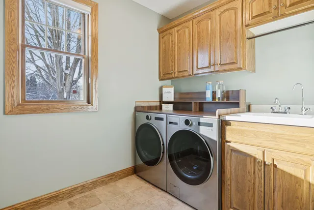 $689,900 | 594 Eben Court, Stillwater, MN 55082