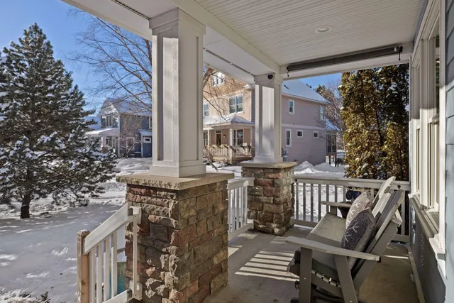 $689,900 | 594 Eben Court, Stillwater, MN 55082