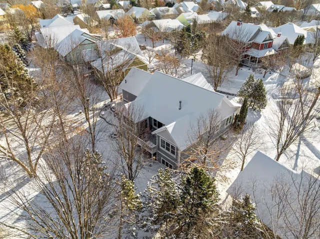 $689,900 | 594 Eben Court, Stillwater, MN 55082