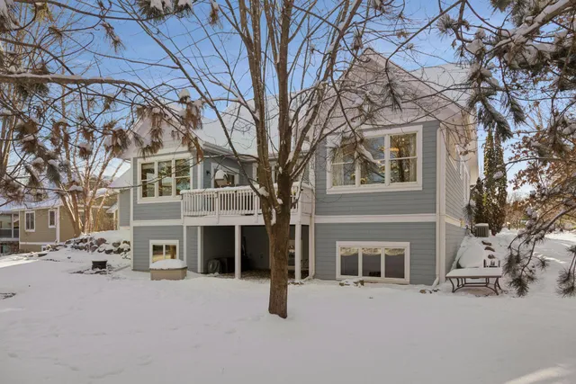 $689,900 | 594 Eben Court, Stillwater, MN 55082