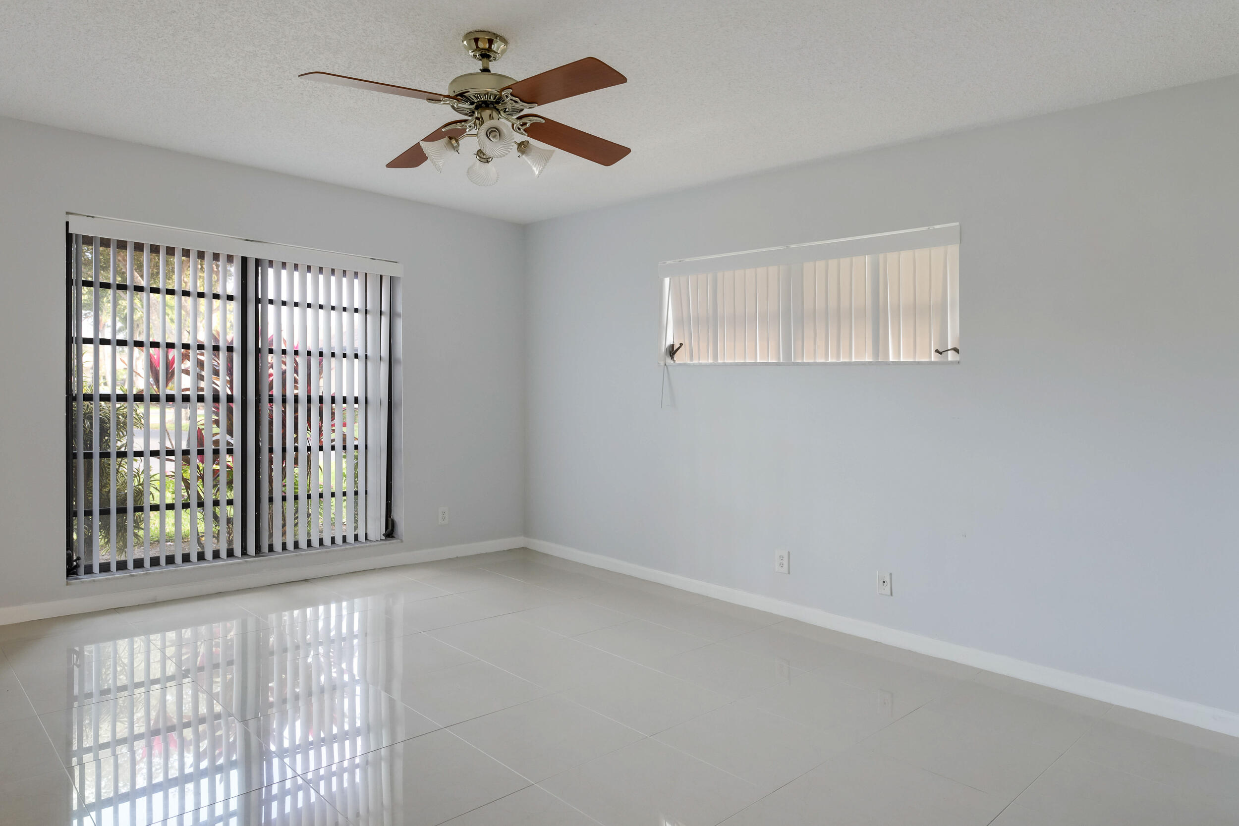 4964 Eaglewood Road, Unit A Boynton Beach, FL 33436 - Photo 11 of 27 4964 Eaglewood A (11)