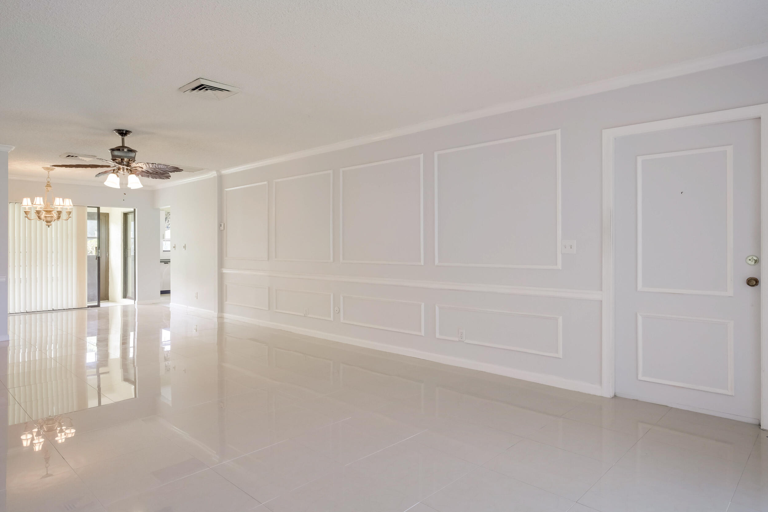 4964 Eaglewood Road, Unit A Boynton Beach, FL 33436 - Photo 4 of 27 4964 Eaglewood A (4)